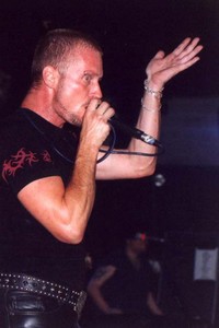 Crimson Glory: Wade Black live 2000