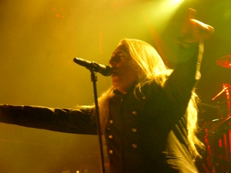 Saxon - live in Manchester